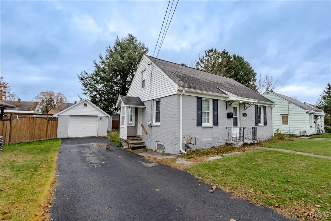 125 Riverview Parkway South, Rome, New York 13440, Rome, New York 13440, 3 Bedrooms Bedrooms, 6 Rooms Rooms,1 BathroomBathrooms,Residential,For Sale,125 Riverview Parkway South, Rome, New York 13440,0,S1650118