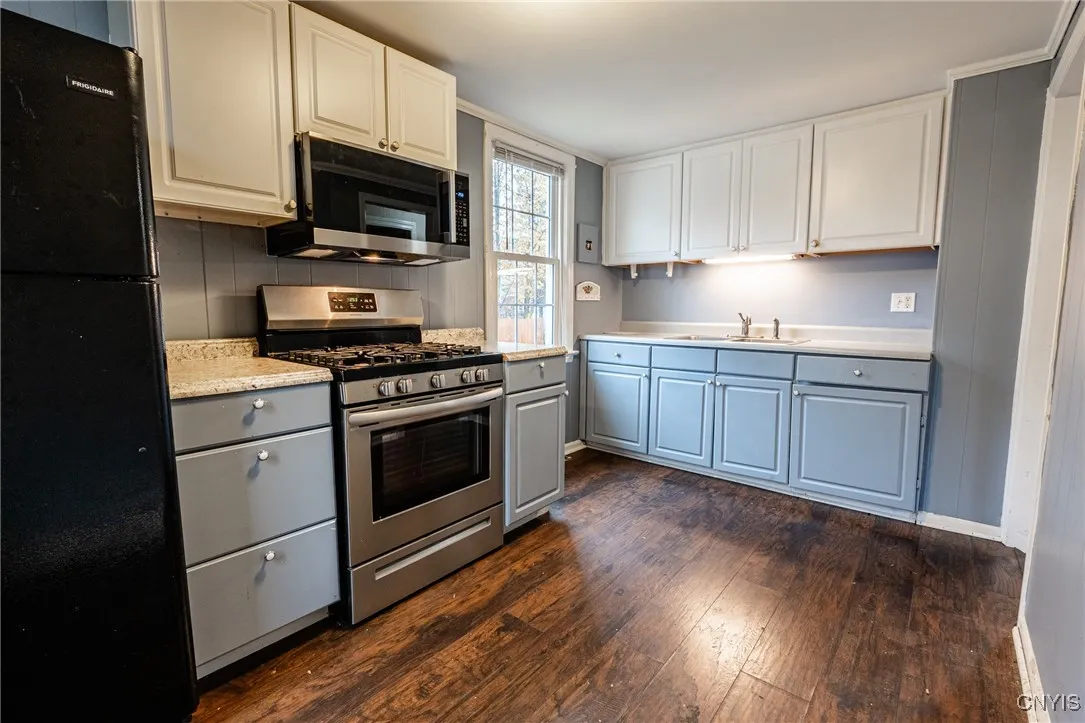 125 Riverview Parkway South, Rome, New York 13440, Rome, New York 13440, 3 Bedrooms Bedrooms, 6 Rooms Rooms,1 BathroomBathrooms,Residential,For Sale,125 Riverview Parkway South, Rome, New York 13440,0,S1650118