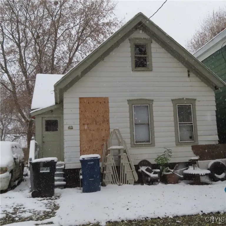419 Rich Street, Syracuse, New York 13207, Syracuse, New York 13207, 2 Bedrooms Bedrooms, 4 Rooms Rooms,1 BathroomBathrooms,Residential,For Sale,419 Rich Street, Syracuse, New York 13207,0,S1649698