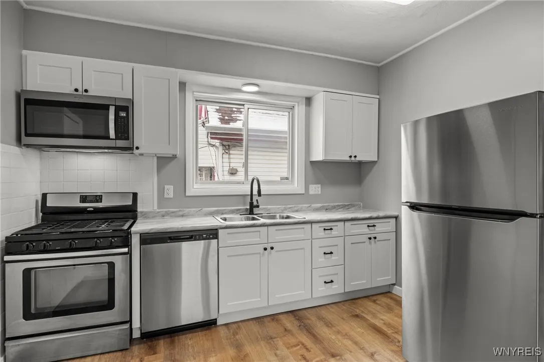 74 Baynes Street, Buffalo, New York 14213, Buffalo, New York 14213, 4 Bedrooms Bedrooms, 8 Rooms Rooms,2 BathroomsBathrooms,Residential,For Sale,74 Baynes Street, Buffalo, New York 14213,0,B1650409