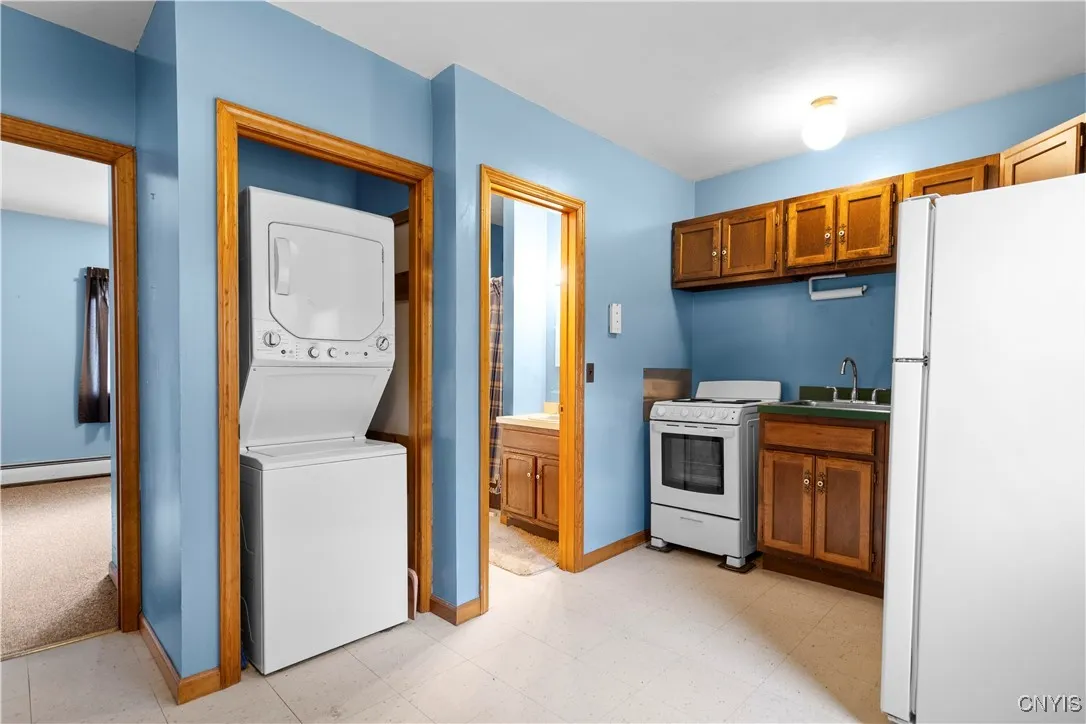 73 Norton Avenue, Kirkland, New York 13323, Kirkland, New York 13323, 3 Bedrooms Bedrooms, ,3 BathroomsBathrooms,Residential,For Sale,73 Norton Avenue, Kirkland, New York 13323,0,S1647899