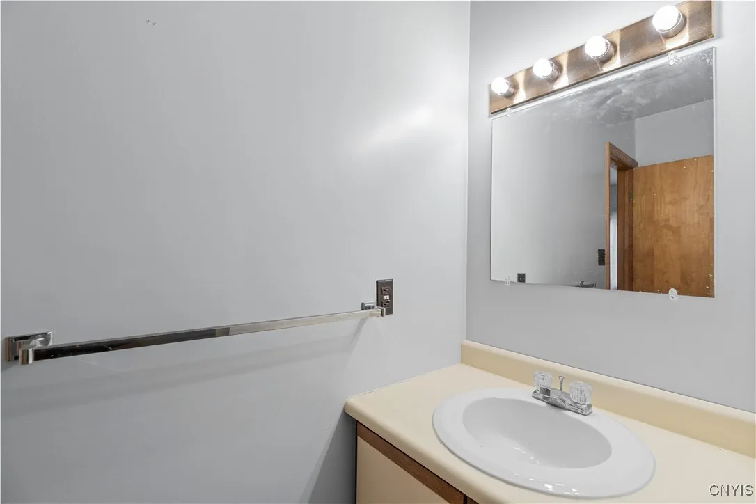 73 Norton Avenue, Kirkland, New York 13323, Kirkland, New York 13323, 3 Bedrooms Bedrooms, ,3 BathroomsBathrooms,Residential,For Sale,73 Norton Avenue, Kirkland, New York 13323,0,S1647899