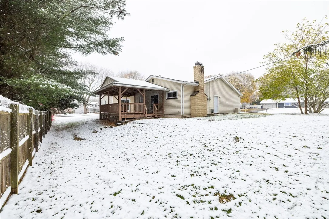 43 Longsworth Drive, Penfield, New York 14625, Penfield, New York 14625, 4 Bedrooms Bedrooms, 8 Rooms Rooms,2 BathroomsBathrooms,Residential,For Sale,43 Longsworth Drive, Penfield, New York 14625,0,R1650333