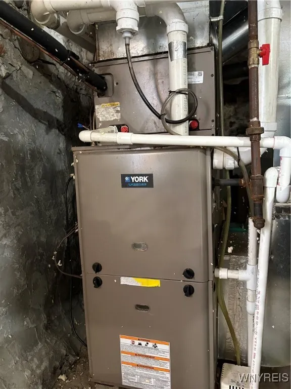 104 Market Street, Attica, New York 14011, Attica, New York 14011, 2 Bedrooms Bedrooms, 7 Rooms Rooms,1 BathroomBathrooms,Residential,For Sale,104 Market Street, Attica, New York 14011,0,B1650436