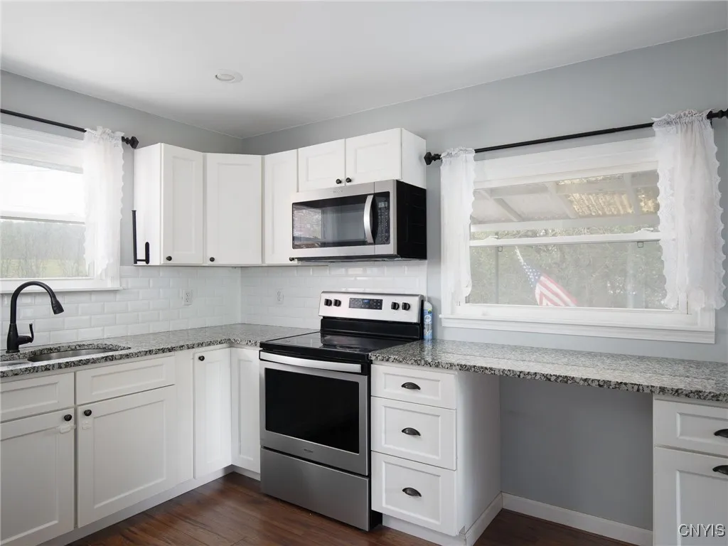 20201 Overlook Drive, Watertown Town, New York 136, Watertown Town, New York 13601, 3 Bedrooms Bedrooms, 8 Rooms Rooms,1 BathroomBathrooms,Residential Lease,For Rent,20201 Overlook Drive, Watertown Town, New York 136,0,S1650519