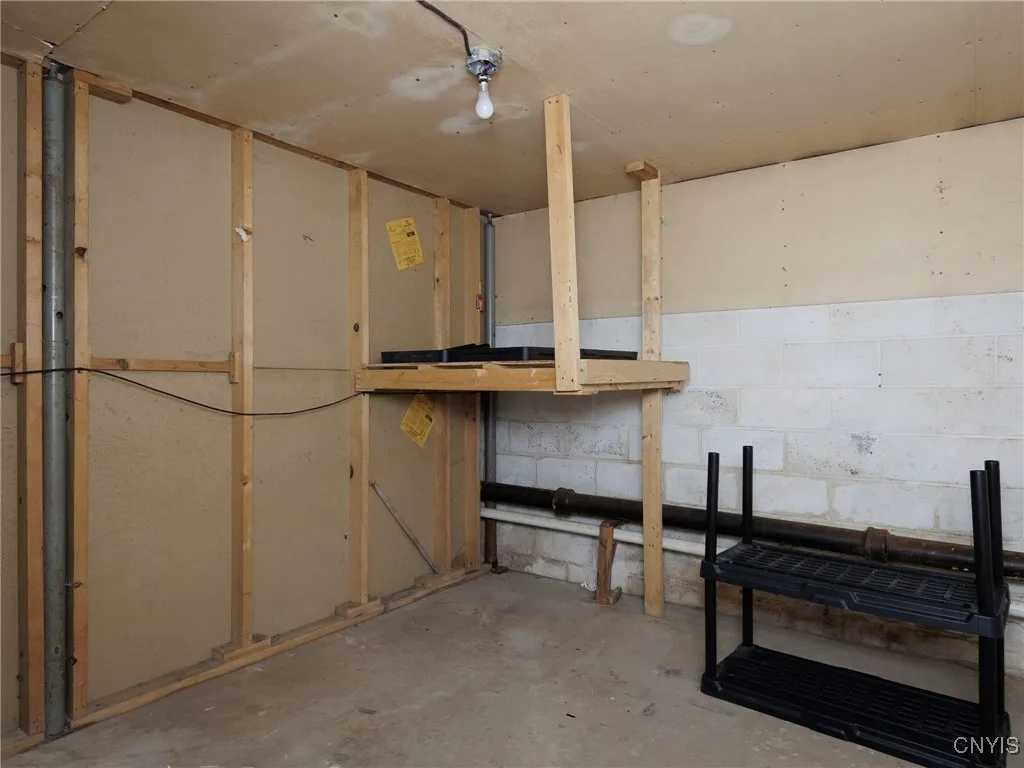 20201 Overlook Drive, Watertown Town, New York 136, Watertown Town, New York 13601, 3 Bedrooms Bedrooms, 8 Rooms Rooms,1 BathroomBathrooms,Residential Lease,For Rent,20201 Overlook Drive, Watertown Town, New York 136,0,S1650519