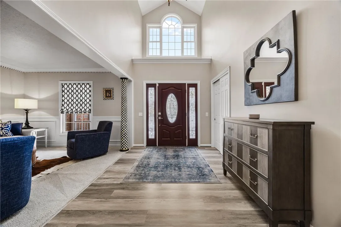 40 Thendara Lane, Irondequoit, New York 14617, Irondequoit, New York 14617, 4 Bedrooms Bedrooms, 8 Rooms Rooms,3 BathroomsBathrooms,Residential,For Sale,40 Thendara Lane, Irondequoit, New York 14617,0,R1650400