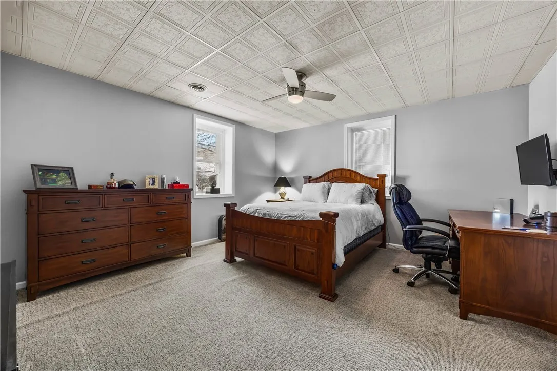 40 Thendara Lane, Irondequoit, New York 14617, Irondequoit, New York 14617, 4 Bedrooms Bedrooms, 8 Rooms Rooms,3 BathroomsBathrooms,Residential,For Sale,40 Thendara Lane, Irondequoit, New York 14617,0,R1650400