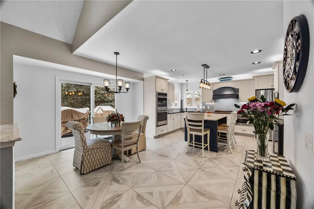 40 Thendara Lane, Irondequoit, New York 14617, Irondequoit, New York 14617, 4 Bedrooms Bedrooms, 8 Rooms Rooms,3 BathroomsBathrooms,Residential,For Sale,40 Thendara Lane, Irondequoit, New York 14617,0,R1650400