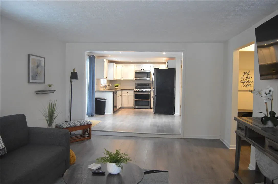 248 North Drive, Greece, New York 14612, Greece, New York 14612, 3 Bedrooms Bedrooms, 6 Rooms Rooms,1 BathroomBathrooms,Residential,For Sale,248 North Drive, Greece, New York 14612,0,R1650350