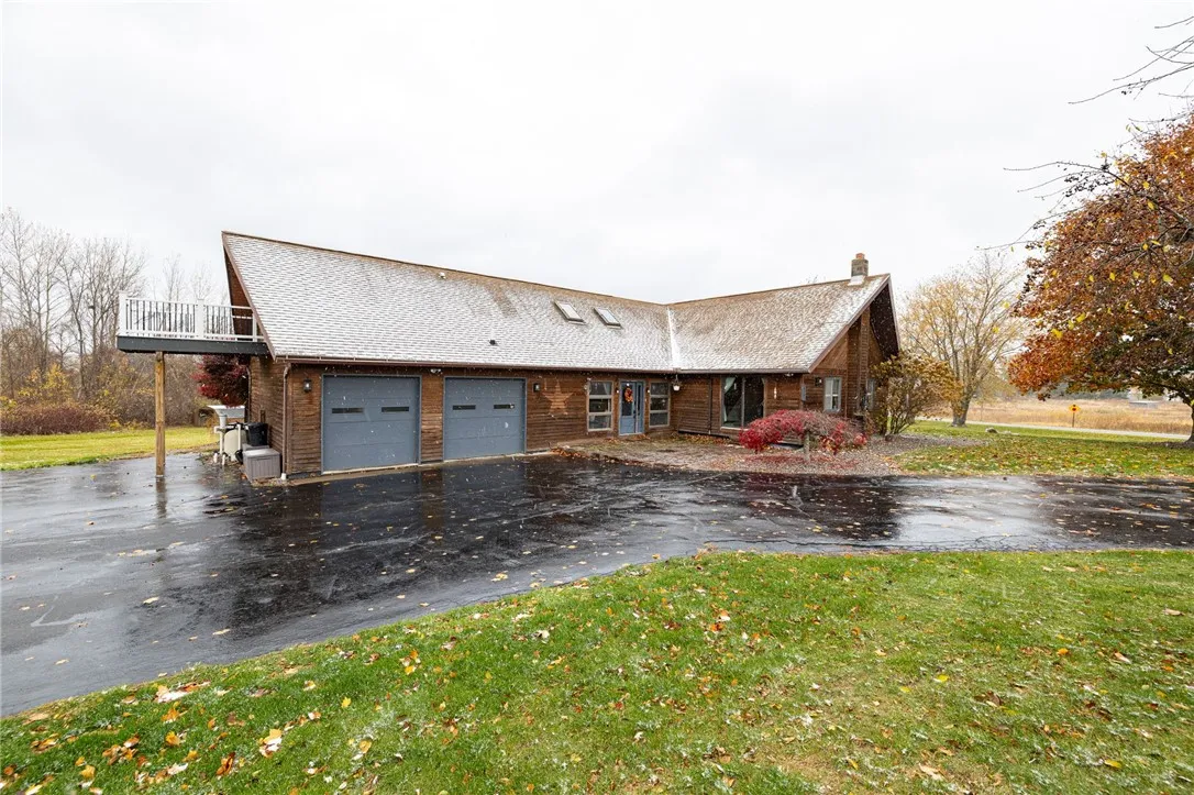 7741 Bear Swamp Road, Williamson, New York 14589, Williamson, New York 14589, 3 Bedrooms Bedrooms, 8 Rooms Rooms,2 BathroomsBathrooms,Residential,For Sale,7741 Bear Swamp Road, Williamson, New York 14589,0,R1650129