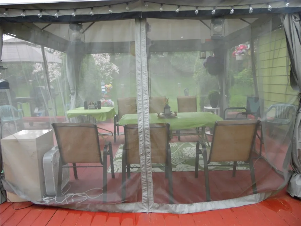 35 Oakcrest Drive, Irondequoit, New York 14617, Irondequoit, New York 14617, 3 Bedrooms Bedrooms, 7 Rooms Rooms,1 BathroomBathrooms,Residential,For Sale,35 Oakcrest Drive, Irondequoit, New York 14617,0,R1650098