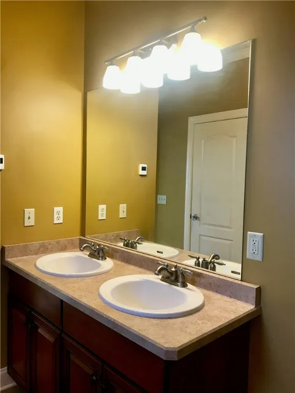 100 South Union Street, Rochester, New York 14507, Rochester, New York 14507, 3 Bedrooms Bedrooms, 7 Rooms Rooms,2 BathroomsBathrooms,Residential,For Sale,100 South Union Street, Rochester, New York 14507,0,R1650295