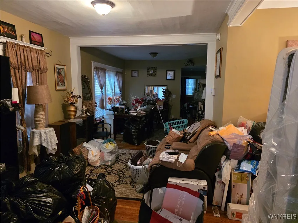 12 Olcott Place, Cheektowaga, New York 14225, Cheektowaga, New York 14225, 5 Bedrooms Bedrooms, 9 Rooms Rooms,2 BathroomsBathrooms,Residential,For Sale,12 Olcott Place, Cheektowaga, New York 14225,0,B1650516