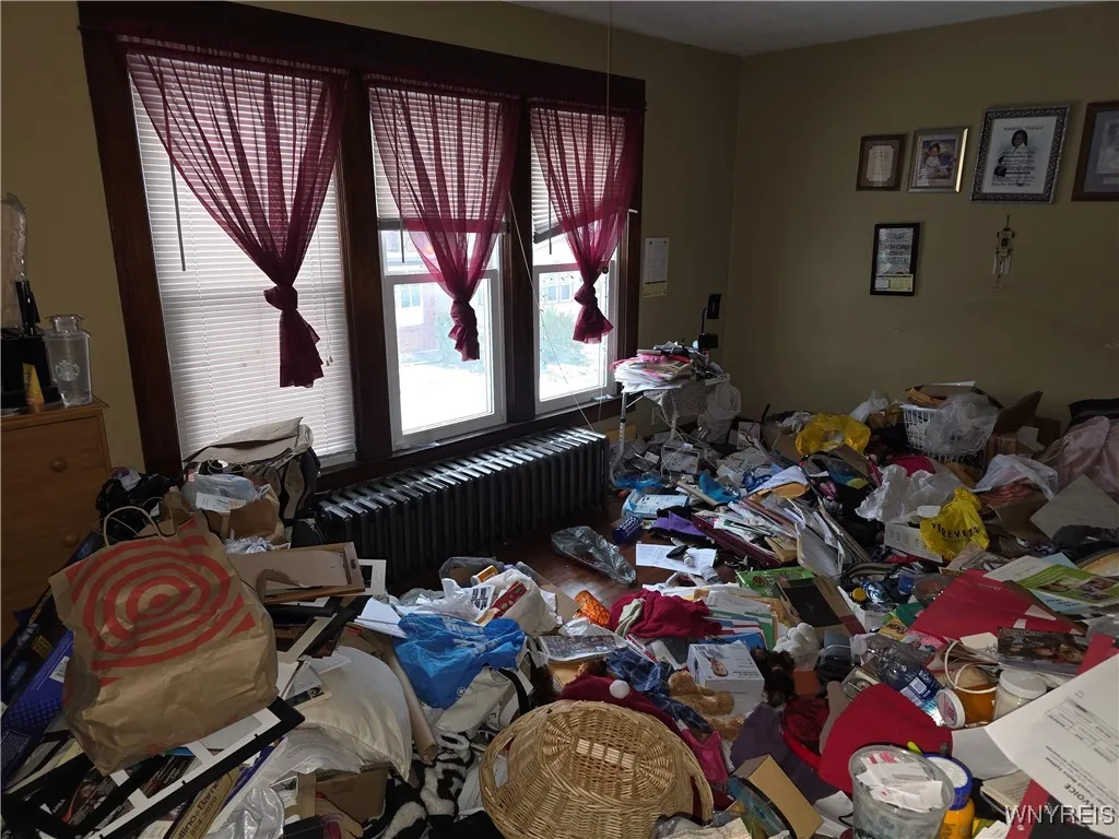 12 Olcott Place, Cheektowaga, New York 14225, Cheektowaga, New York 14225, 5 Bedrooms Bedrooms, 9 Rooms Rooms,2 BathroomsBathrooms,Residential,For Sale,12 Olcott Place, Cheektowaga, New York 14225,0,B1650516