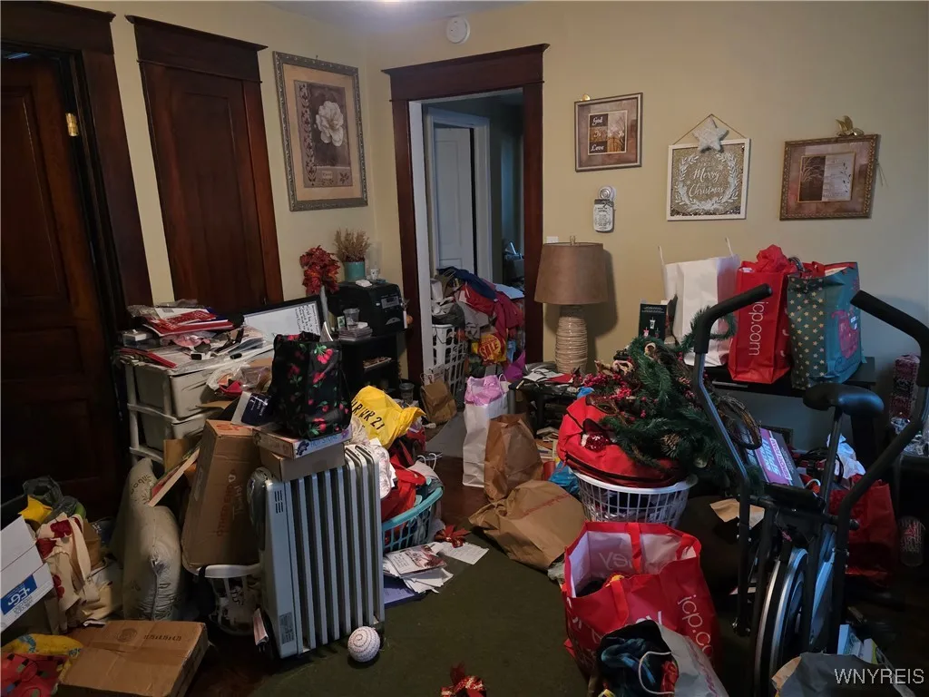 12 Olcott Place, Cheektowaga, New York 14225, Cheektowaga, New York 14225, 5 Bedrooms Bedrooms, 9 Rooms Rooms,2 BathroomsBathrooms,Residential,For Sale,12 Olcott Place, Cheektowaga, New York 14225,0,B1650516