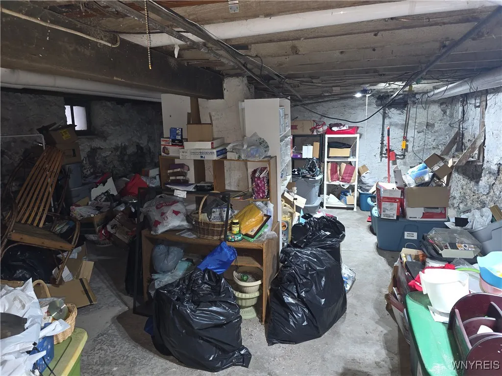 12 Olcott Place, Cheektowaga, New York 14225, Cheektowaga, New York 14225, 5 Bedrooms Bedrooms, 9 Rooms Rooms,2 BathroomsBathrooms,Residential,For Sale,12 Olcott Place, Cheektowaga, New York 14225,0,B1650516