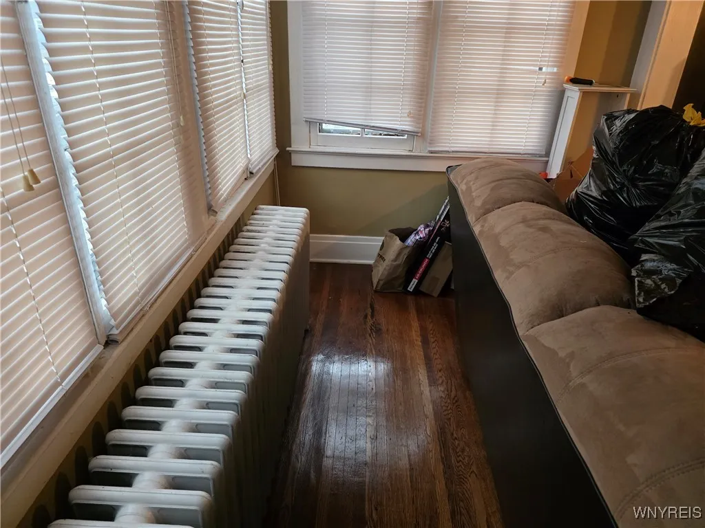 12 Olcott Place, Cheektowaga, New York 14225, Cheektowaga, New York 14225, 5 Bedrooms Bedrooms, 9 Rooms Rooms,2 BathroomsBathrooms,Residential,For Sale,12 Olcott Place, Cheektowaga, New York 14225,0,B1650516