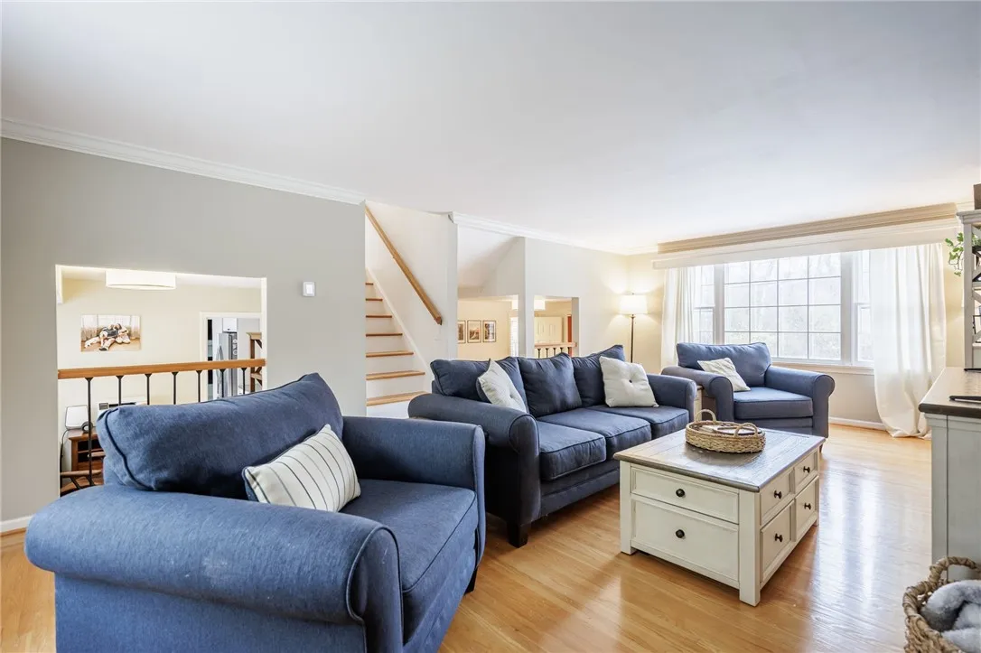 2 Park Bluff Way, Pittsford, New York 14534, Pittsford, New York 14534, 4 Bedrooms Bedrooms, 9 Rooms Rooms,2 BathroomsBathrooms,Residential,For Sale,2 Park Bluff Way, Pittsford, New York 14534,0,R1650508