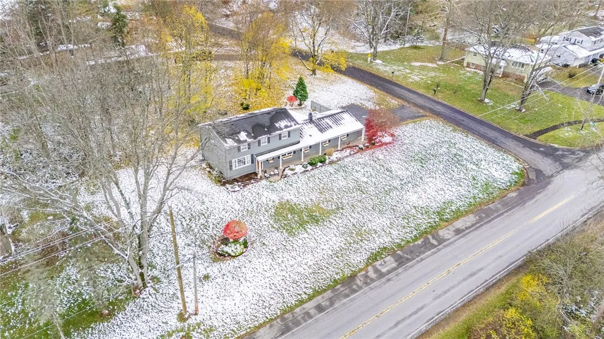 2 Park Bluff Way, Pittsford, New York 14534, Pittsford, New York 14534, 4 Bedrooms Bedrooms, 9 Rooms Rooms,2 BathroomsBathrooms,Residential,For Sale,2 Park Bluff Way, Pittsford, New York 14534,0,R1650508