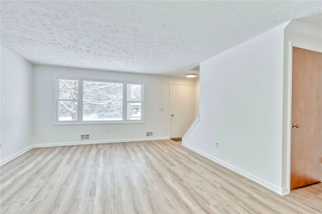 16 Beaman Road West, Ogden, New York 14624, Ogden, New York 14624, 4 Bedrooms Bedrooms, ,2 BathroomsBathrooms,Residential,For Sale,16 Beaman Road West, Ogden, New York 14624,0,R1650160