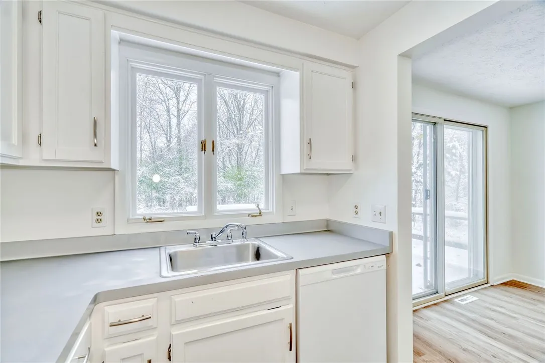 16 Beaman Road West, Ogden, New York 14624, Ogden, New York 14624, 4 Bedrooms Bedrooms, ,2 BathroomsBathrooms,Residential,For Sale,16 Beaman Road West, Ogden, New York 14624,0,R1650160