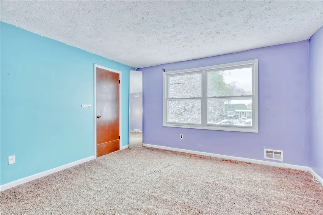 16 Beaman Road West, Ogden, New York 14624, Ogden, New York 14624, 4 Bedrooms Bedrooms, ,2 BathroomsBathrooms,Residential,For Sale,16 Beaman Road West, Ogden, New York 14624,0,R1650160