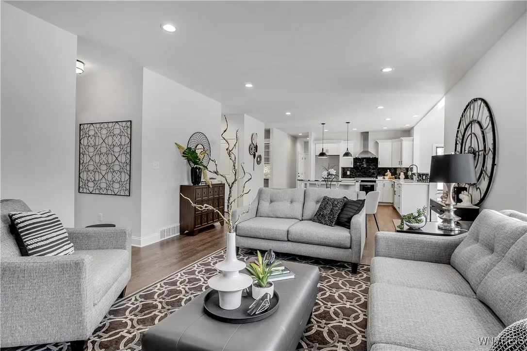 4 Streamsong Court, Amherst, New York 14051, Amherst, New York 14051, 4 Bedrooms Bedrooms, 9 Rooms Rooms,3 BathroomsBathrooms,Residential,For Sale,4 Streamsong Court, Amherst, New York 14051,0,B1650533