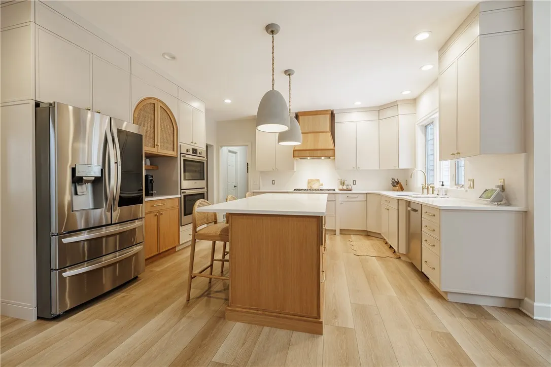 9 Lusk Farm Circle, Pittsford, New York 14534, Pittsford, New York 14534, 5 Bedrooms Bedrooms, 10 Rooms Rooms,5 BathroomsBathrooms,Residential,For Sale,9 Lusk Farm Circle, Pittsford, New York 14534,0,R1650429