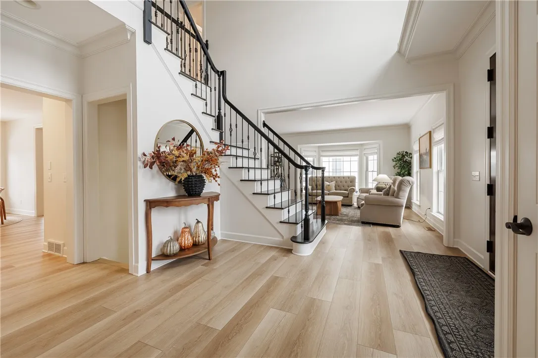 9 Lusk Farm Circle, Pittsford, New York 14534, Pittsford, New York 14534, 5 Bedrooms Bedrooms, 10 Rooms Rooms,5 BathroomsBathrooms,Residential,For Sale,9 Lusk Farm Circle, Pittsford, New York 14534,0,R1650429