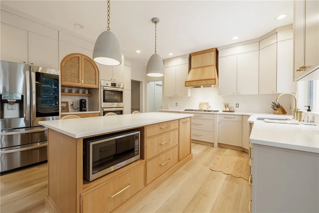 9 Lusk Farm Circle, Pittsford, New York 14534, Pittsford, New York 14534, 5 Bedrooms Bedrooms, 10 Rooms Rooms,5 BathroomsBathrooms,Residential,For Sale,9 Lusk Farm Circle, Pittsford, New York 14534,0,R1650429