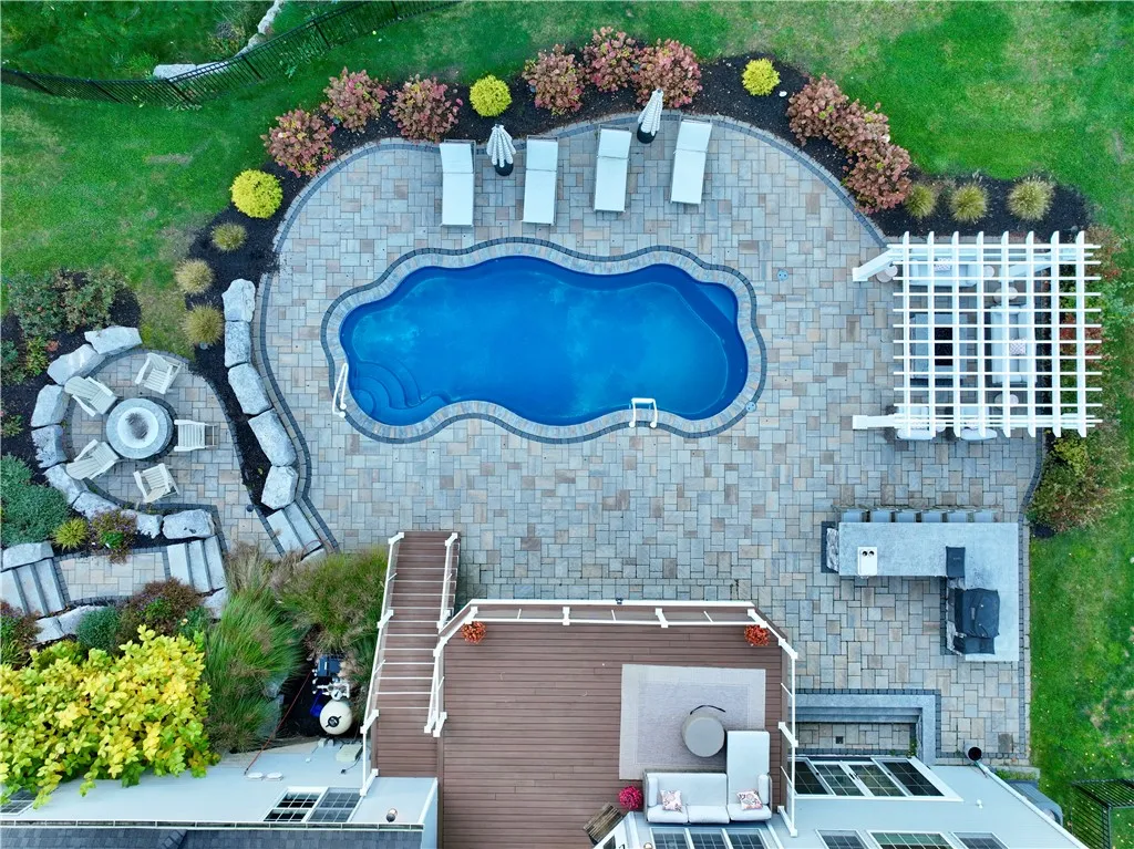 9 Lusk Farm Circle, Pittsford, New York 14534, Pittsford, New York 14534, 5 Bedrooms Bedrooms, 10 Rooms Rooms,5 BathroomsBathrooms,Residential,For Sale,9 Lusk Farm Circle, Pittsford, New York 14534,0,R1650429