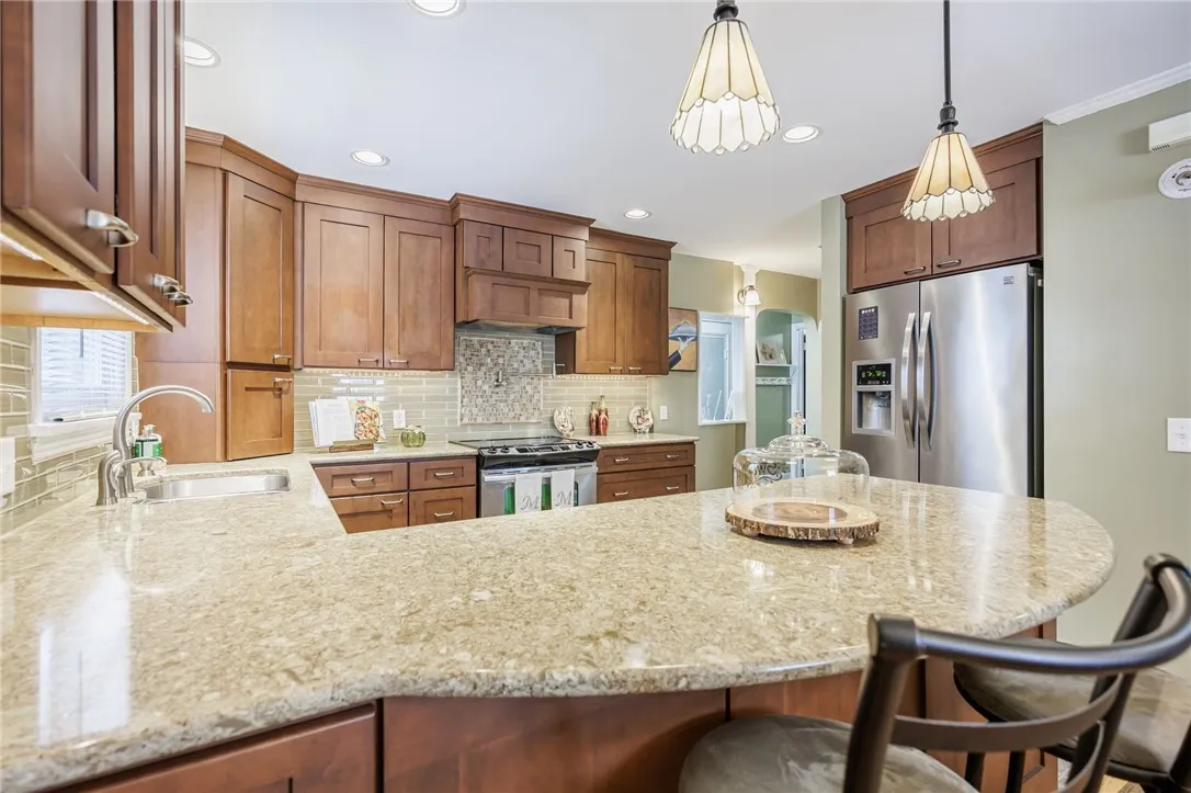 483 Oakwood Road, Greece, New York 14616, Greece, New York 14616, 3 Bedrooms Bedrooms, 8 Rooms Rooms,1 BathroomBathrooms,Residential,For Sale,483 Oakwood Road, Greece, New York 14616,0,R1646959