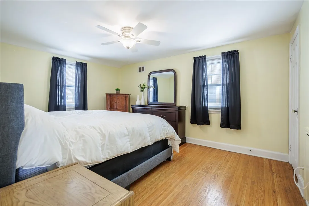 483 Oakwood Road, Greece, New York 14616, Greece, New York 14616, 3 Bedrooms Bedrooms, 8 Rooms Rooms,1 BathroomBathrooms,Residential,For Sale,483 Oakwood Road, Greece, New York 14616,0,R1646959