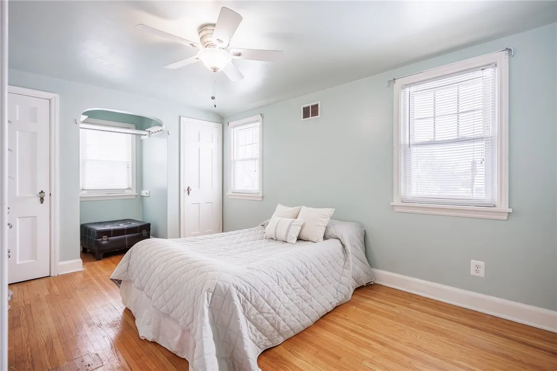 483 Oakwood Road, Greece, New York 14616, Greece, New York 14616, 3 Bedrooms Bedrooms, 8 Rooms Rooms,1 BathroomBathrooms,Residential,For Sale,483 Oakwood Road, Greece, New York 14616,0,R1646959