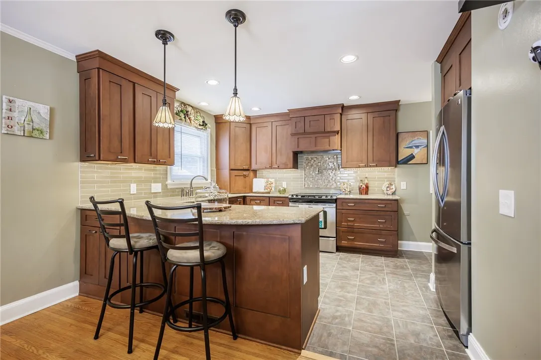 483 Oakwood Road, Greece, New York 14616, Greece, New York 14616, 3 Bedrooms Bedrooms, 8 Rooms Rooms,1 BathroomBathrooms,Residential,For Sale,483 Oakwood Road, Greece, New York 14616,0,R1646959