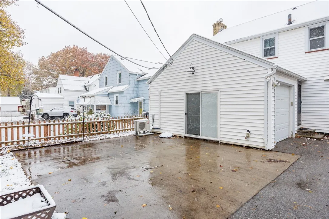 483 Oakwood Road, Greece, New York 14616, Greece, New York 14616, 3 Bedrooms Bedrooms, 8 Rooms Rooms,1 BathroomBathrooms,Residential,For Sale,483 Oakwood Road, Greece, New York 14616,0,R1646959