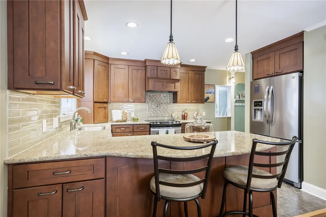 483 Oakwood Road, Greece, New York 14616, Greece, New York 14616, 3 Bedrooms Bedrooms, 8 Rooms Rooms,1 BathroomBathrooms,Residential,For Sale,483 Oakwood Road, Greece, New York 14616,0,R1646959