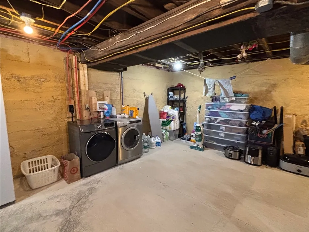 22 Thomas Street, Murray, New York 14470, Murray, New York 14470, 3 Bedrooms Bedrooms, 6 Rooms Rooms,2 BathroomsBathrooms,Residential,For Sale,22 Thomas Street, Murray, New York 14470,0,R1650474