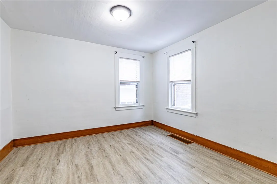 263 Weyl Street, Rochester, New York 14621, Rochester, New York 14621, 3 Bedrooms Bedrooms, 5 Rooms Rooms,1 BathroomBathrooms,Residential,For Sale,263 Weyl Street, Rochester, New York 14621,0,R1650511
