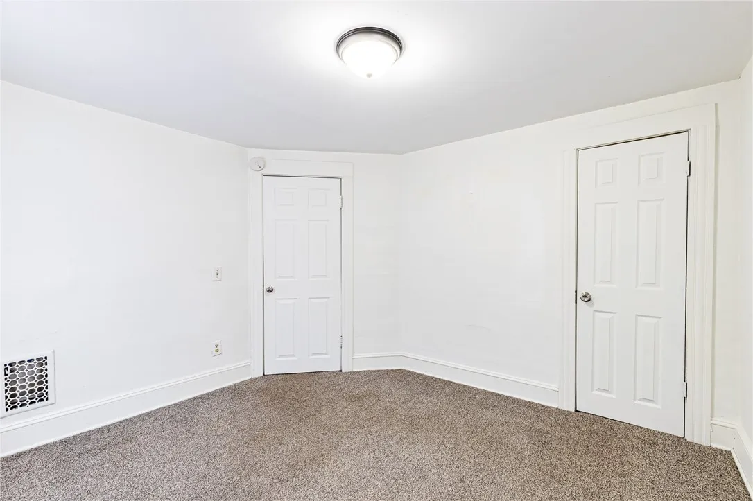 263 Weyl Street, Rochester, New York 14621, Rochester, New York 14621, 3 Bedrooms Bedrooms, 5 Rooms Rooms,1 BathroomBathrooms,Residential,For Sale,263 Weyl Street, Rochester, New York 14621,0,R1650511