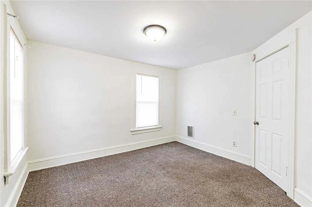 263 Weyl Street, Rochester, New York 14621, Rochester, New York 14621, 3 Bedrooms Bedrooms, 5 Rooms Rooms,1 BathroomBathrooms,Residential,For Sale,263 Weyl Street, Rochester, New York 14621,0,R1650511