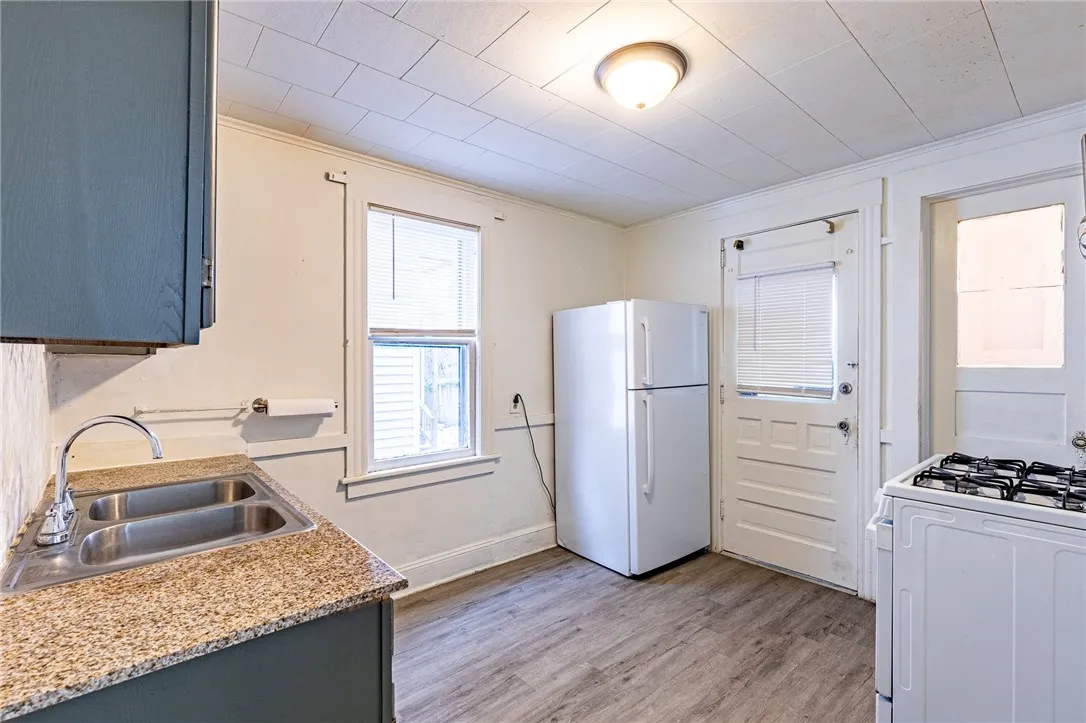 263 Weyl Street, Rochester, New York 14621, Rochester, New York 14621, 3 Bedrooms Bedrooms, 5 Rooms Rooms,1 BathroomBathrooms,Residential,For Sale,263 Weyl Street, Rochester, New York 14621,0,R1650511