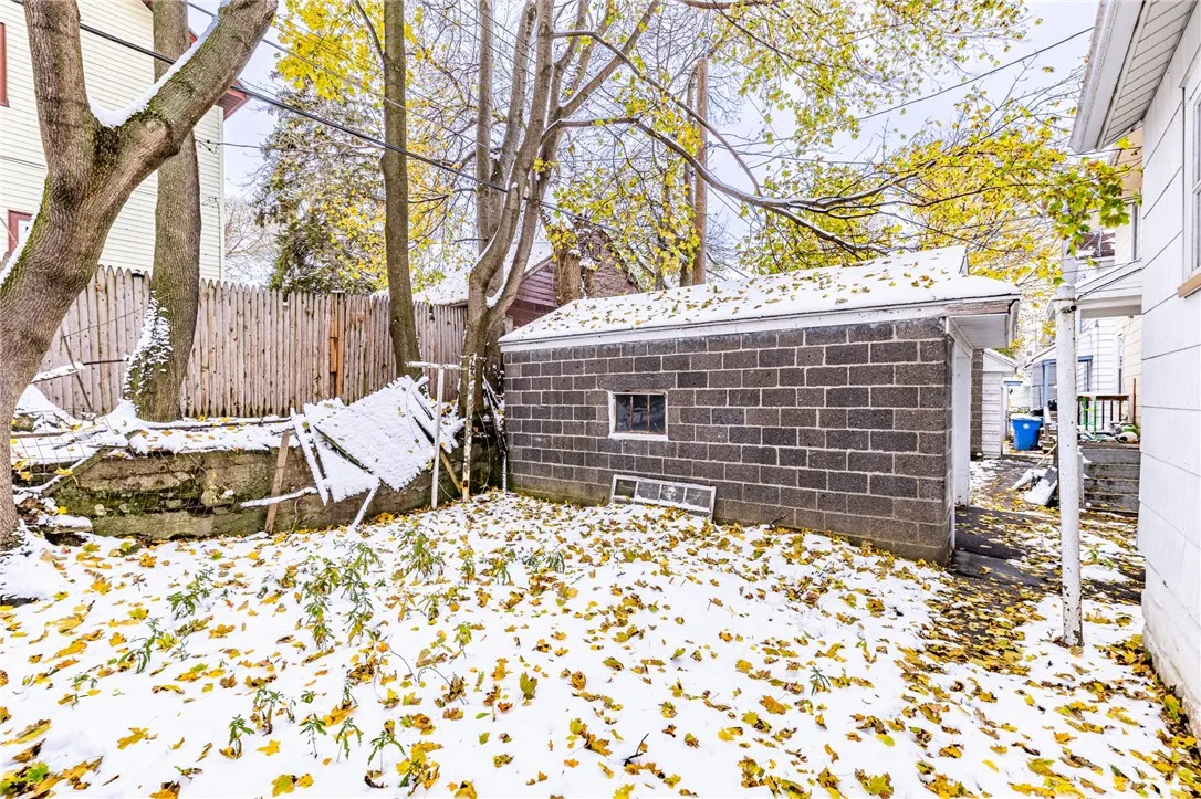 263 Weyl Street, Rochester, New York 14621, Rochester, New York 14621, 3 Bedrooms Bedrooms, 5 Rooms Rooms,1 BathroomBathrooms,Residential,For Sale,263 Weyl Street, Rochester, New York 14621,0,R1650511