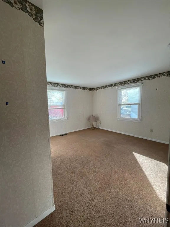 28 Westwood Drive, Tonawanda, New York 14150, Tonawanda, New York 14150, 5 Bedrooms Bedrooms, 9 Rooms Rooms,2 BathroomsBathrooms,Residential,For Sale,28 Westwood Drive, Tonawanda, New York 14150,0,B1650021