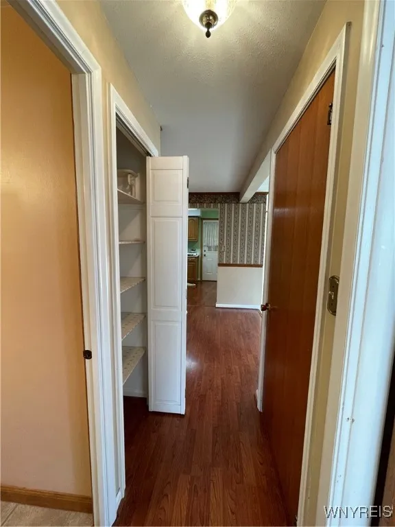 28 Westwood Drive, Tonawanda, New York 14150, Tonawanda, New York 14150, 5 Bedrooms Bedrooms, 9 Rooms Rooms,2 BathroomsBathrooms,Residential,For Sale,28 Westwood Drive, Tonawanda, New York 14150,0,B1650021