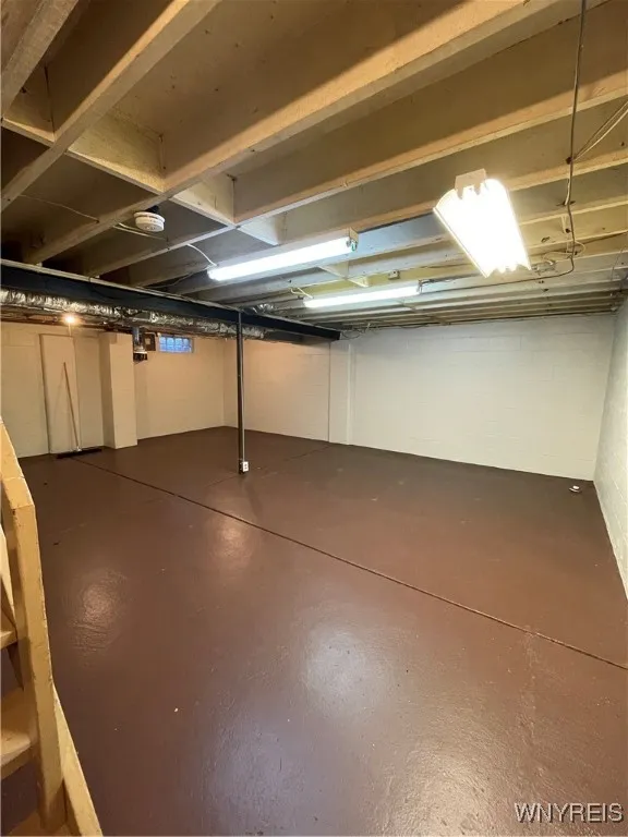 28 Westwood Drive, Tonawanda, New York 14150, Tonawanda, New York 14150, 5 Bedrooms Bedrooms, 9 Rooms Rooms,2 BathroomsBathrooms,Residential,For Sale,28 Westwood Drive, Tonawanda, New York 14150,0,B1650021