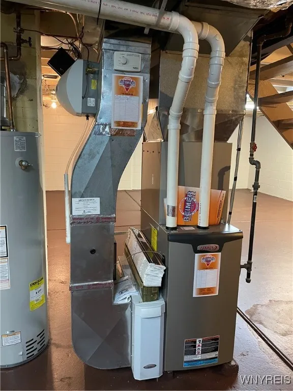 28 Westwood Drive, Tonawanda, New York 14150, Tonawanda, New York 14150, 5 Bedrooms Bedrooms, 9 Rooms Rooms,2 BathroomsBathrooms,Residential,For Sale,28 Westwood Drive, Tonawanda, New York 14150,0,B1650021