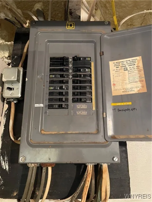 28 Westwood Drive, Tonawanda, New York 14150, Tonawanda, New York 14150, 5 Bedrooms Bedrooms, 9 Rooms Rooms,2 BathroomsBathrooms,Residential,For Sale,28 Westwood Drive, Tonawanda, New York 14150,0,B1650021