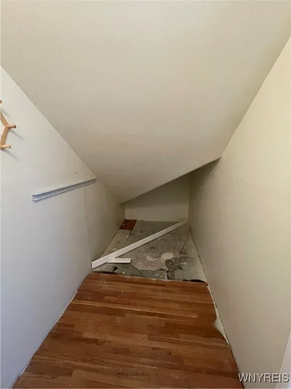 28 Westwood Drive, Tonawanda, New York 14150, Tonawanda, New York 14150, 5 Bedrooms Bedrooms, 9 Rooms Rooms,2 BathroomsBathrooms,Residential,For Sale,28 Westwood Drive, Tonawanda, New York 14150,0,B1650021